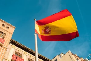 Essential Spanish Phrases for Travelers — Survival Language Guide