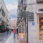 ATMs in Spain: How to Avoid Fees and Find the Best Banks for Withdrawals