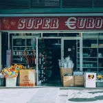 Credit Cards vs. Debit Cards in Spain: What to Use &amp; Why for Tourists