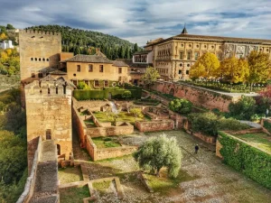Granada Travel Tips: Your Essential Guide to Planning the Perfect Trip