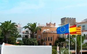 Tipping in Spain: The Ultimate Guide to Customs, Etiquette &amp; When to Tip