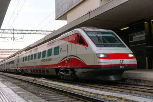 How to Get from Madrid Airport to City Center: All Your Options