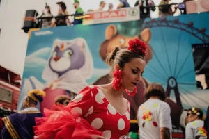 Navigating Spanish Social Rules: A Traveler’s Cheat Sheet
