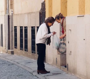 Paying for Taxis in Spain: Cash, Card, or Ride-Sharing Apps?