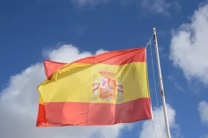 Spanish Numbers for Travelers: Counting Currency, Time, &amp; More