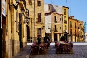 20 Must-Try Tapas Bars in Seville for an Authentic Experience