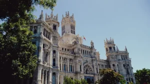 How to Get From Madrid Airport to Downtown: Your Ultimate Guide