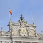 Valencian vs. Spanish: A Traveler’s Guide to Language in Valencia