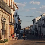Avoiding Cultural Faux Pas in Spain: A Traveler’s Handbook