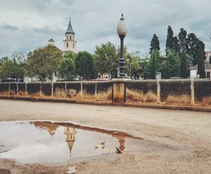 Best Time to Visit Granada: Seasons, Weather &amp; Festivals