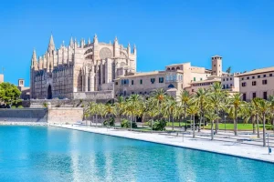 Hiking the Spanish Pyrenees: Your Guide to Breathtaking Trails and Mountain Towns