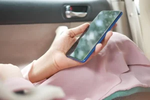 The Budget Traveler’s Guide to Cheap Data in Spain: SIMs &amp; eSIMs