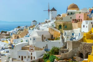 Finding Community: Social Life for Digital Nomads in Spain